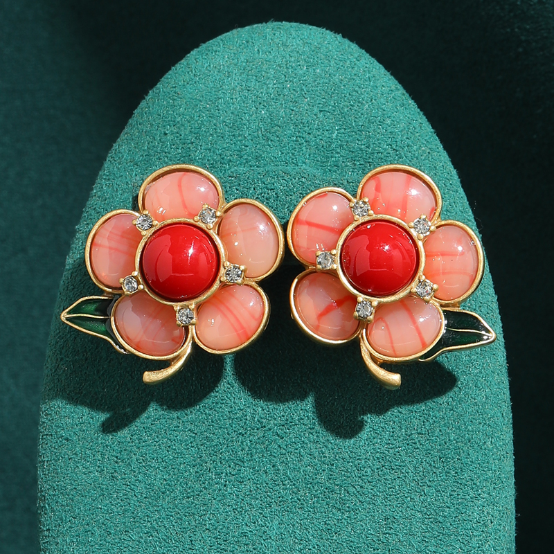 Vintage Fashion Photographers - Vintage Natural Stone Pink Flower Stud