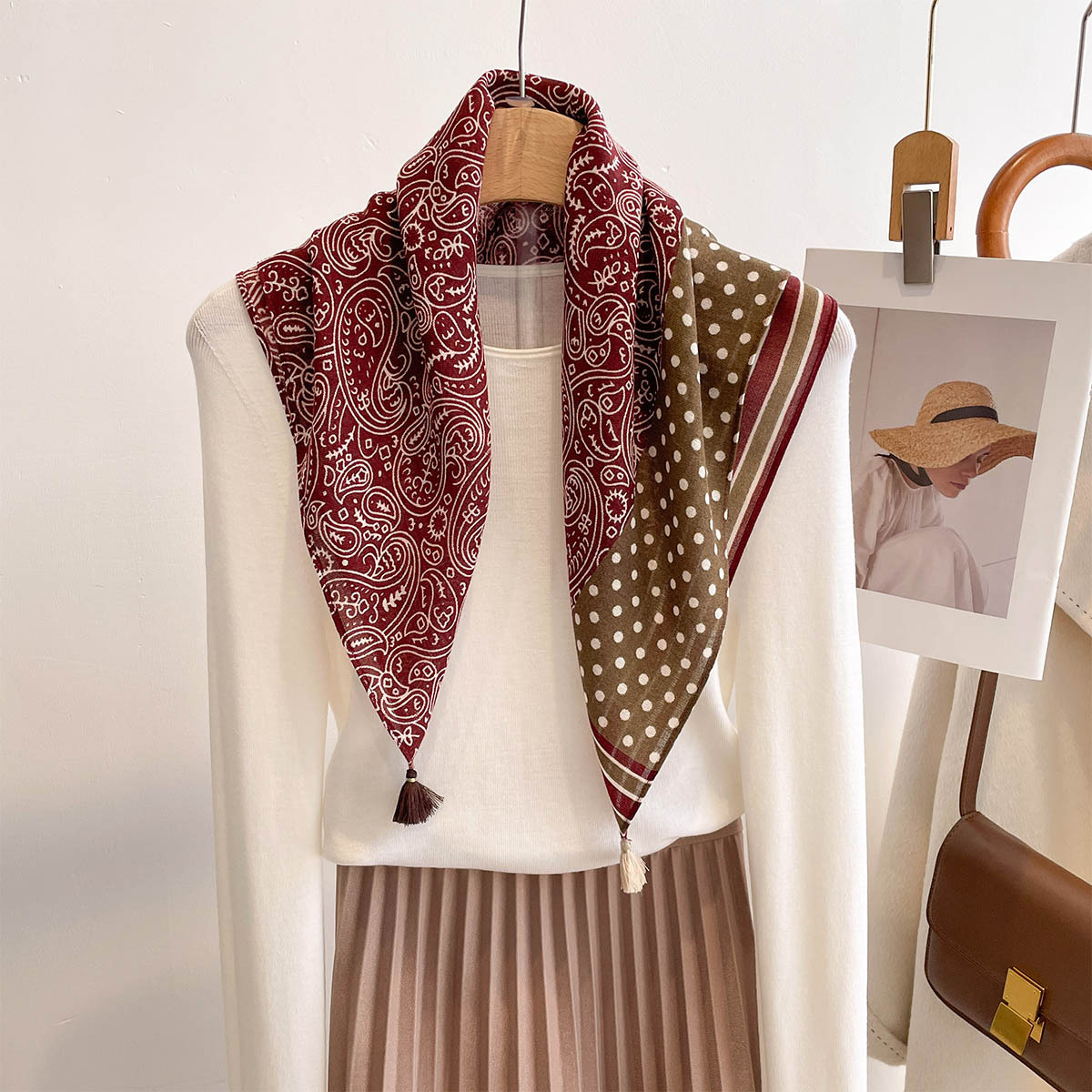Silk Scarf Women 60cm Square V - Vintage Fashion Hijab recension och pris