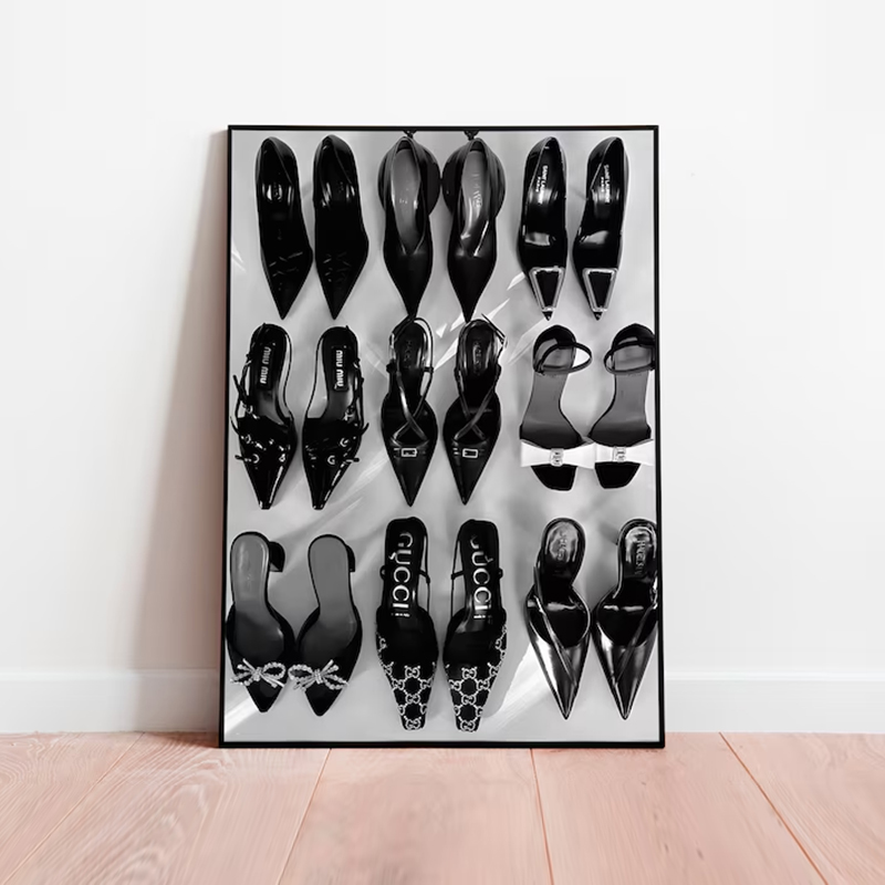 Black White Luxury High Heels  - Vintage Fashion Sketches recension och pris
