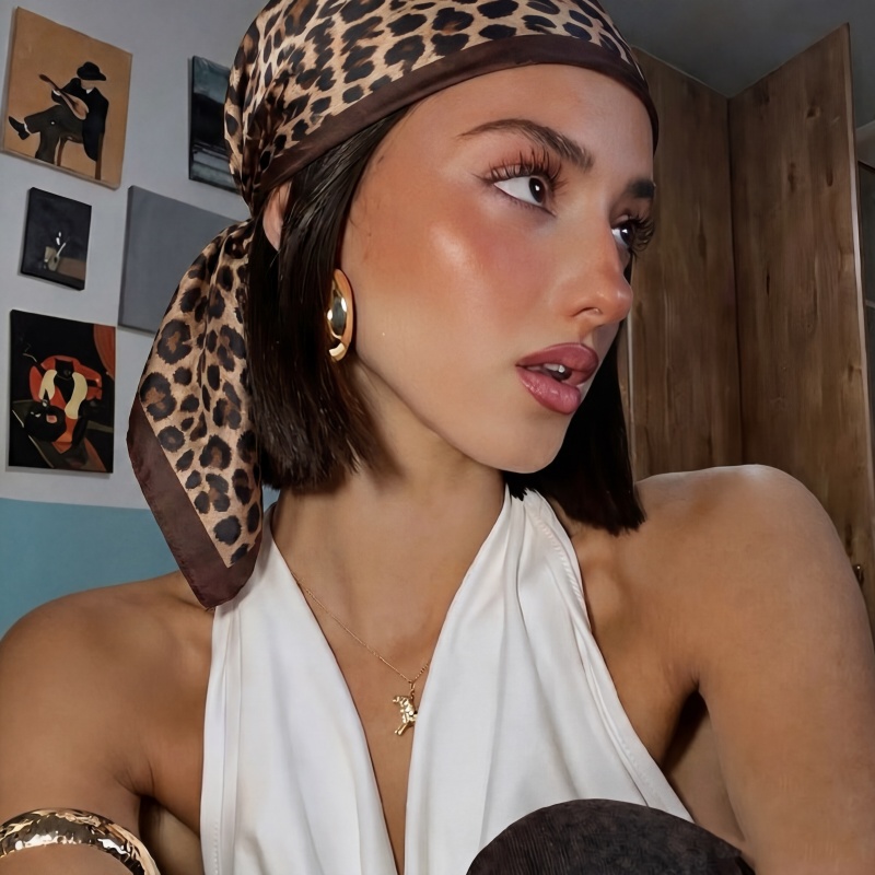 Vintage Square Silk Scarf Leop - Vintage Fashion Hijab recension och pris