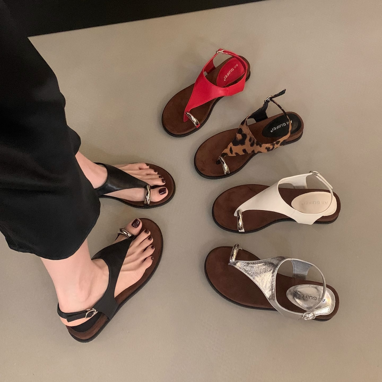 Vintage Leather Toe Flat Roman - Vintage And Modern Fashion recension och pris