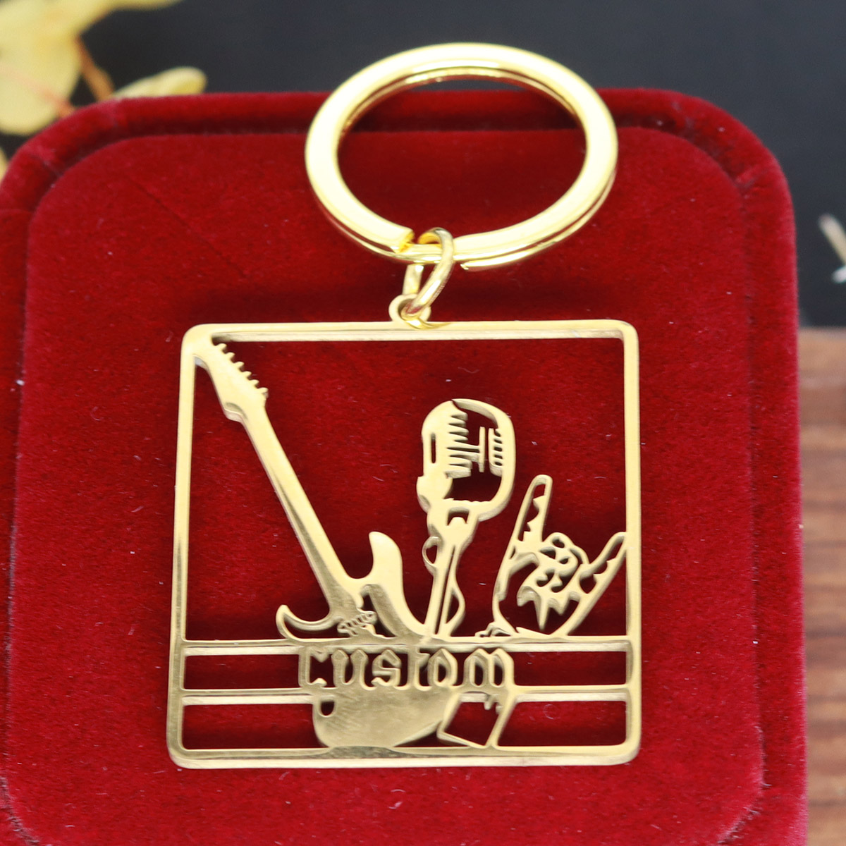 Custom Name Guitar Keychain Pe - Vintage Fashion Names recension och pris
