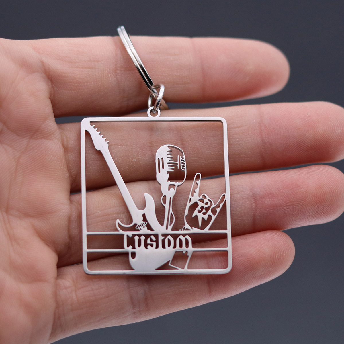 Custom Name Guitar Keychain Pe - Vintage Fashion Names recension och pris